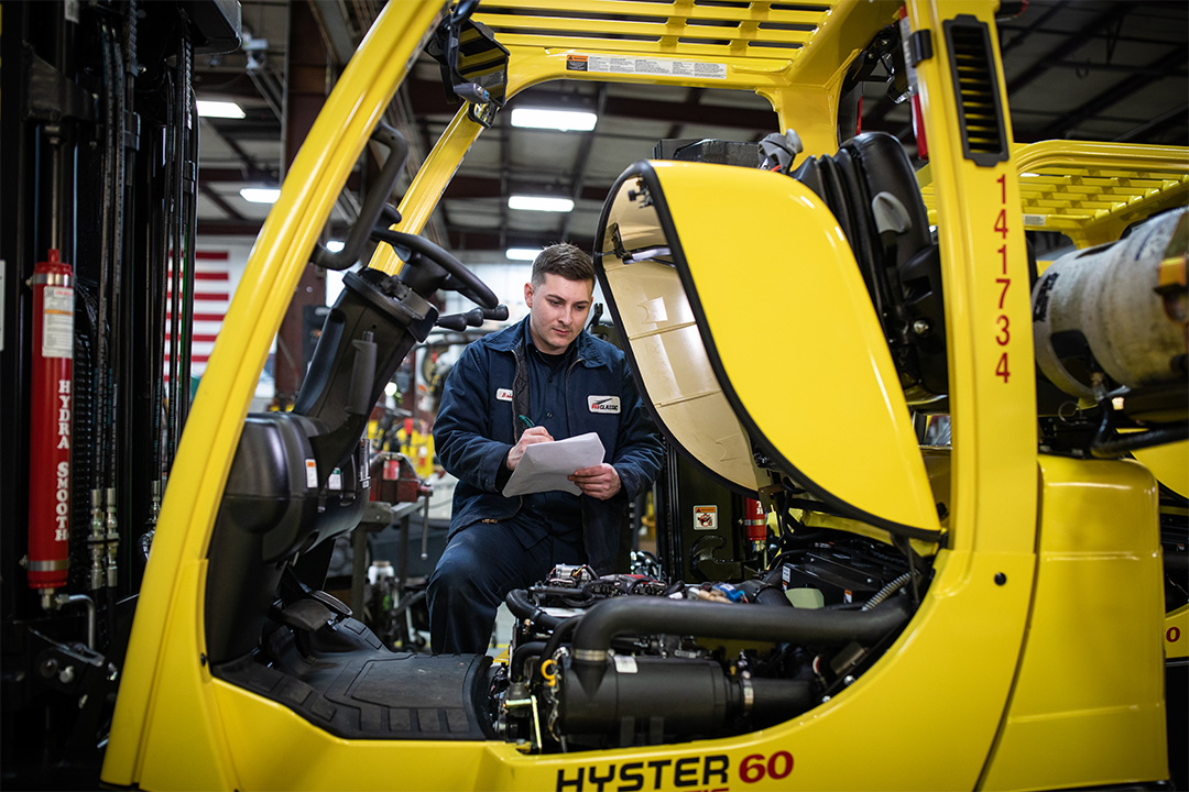 ForkLiftMaintenance Maintenance Technicians